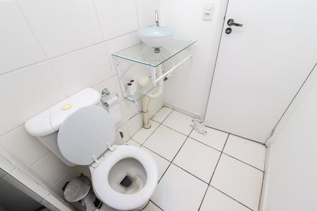 Apartamento à venda com 45m², 2 quartos e 1 vaga Apartamento à venda com 45m², 2 quartos e 1 vagaBanheiro