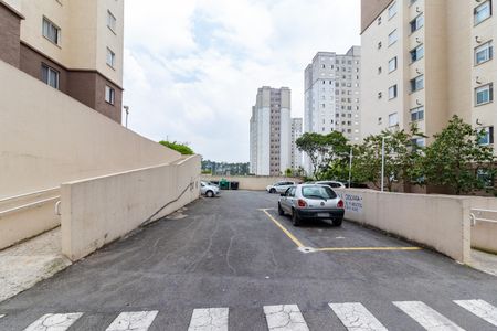 Apartamento à venda com 45m², 2 quartos e 1 vaga Apartamento à venda com 45m², 2 quartos e 1 vagaEstacionamento
