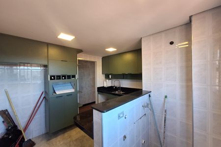 Cozinha e Área de Serviço de apartamento para alugar com 2 quartos, 50m² em Parque das Nações, Santo André