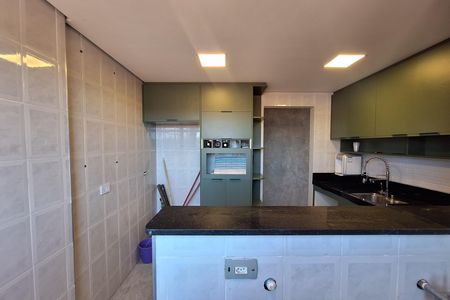 Cozinha e Área de Serviço de apartamento para alugar com 2 quartos, 50m² em Parque das Nações, Santo André