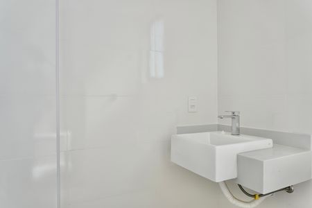 Apartamento à venda com 73m², 3 quartos e 2 vagas Apartamento à venda com 73m², 3 quartos e 2 vagasBanheiro Social