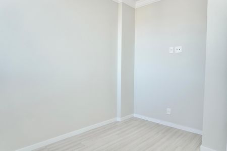 Apartamento à venda com 73m², 3 quartos e 2 vagas Apartamento à venda com 73m², 3 quartos e 2 vagasQuarto 2