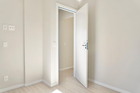 Apartamento à venda com 73m², 3 quartos e 2 vagas Apartamento à venda com 73m², 3 quartos e 2 vagasQuarto 1