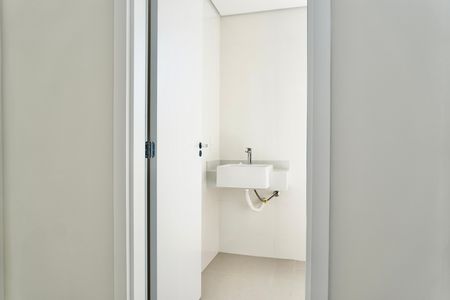 Apartamento à venda com 73m², 3 quartos e 2 vagas Apartamento à venda com 73m², 3 quartos e 2 vagasBanheiro Social