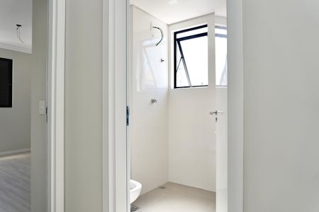 Apartamento à venda com 73m², 3 quartos e 2 vagas Apartamento à venda com 73m², 3 quartos e 2 vagasBanheiro Social
