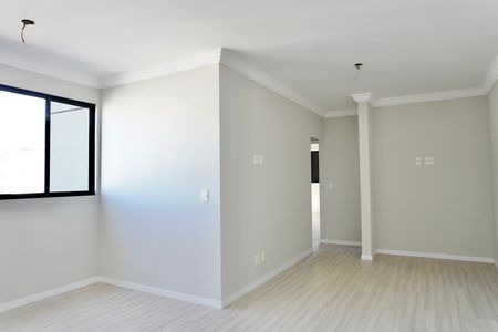 Apartamento à venda com 73m², 3 quartos e 2 vagas Apartamento à venda com 73m², 3 quartos e 2 vagasSala