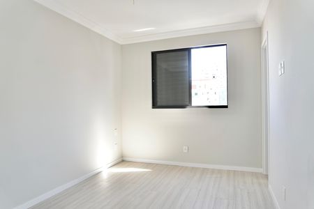 Apartamento à venda com 73m², 3 quartos e 2 vagas Apartamento à venda com 73m², 3 quartos e 2 vagasSuíte
