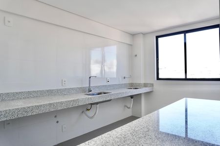 Apartamento à venda com 73m², 3 quartos e 2 vagas Apartamento à venda com 73m², 3 quartos e 2 vagasCozinha e Área de Serviço
