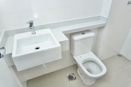 Apartamento à venda com 73m², 3 quartos e 2 vagas Apartamento à venda com 73m², 3 quartos e 2 vagasBanheiro da Suíte