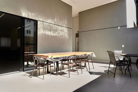 Apartamento à venda com 73m², 3 quartos e 2 vagas Apartamento à venda com 73m², 3 quartos e 2 vagasÁrea comum - Espaço gourmet