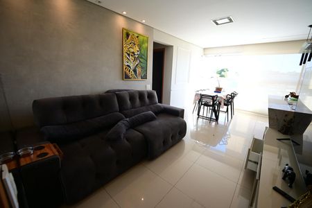 Apartamento para alugar com 2 quartos, 71m² em Jardim Atlântico, Goiânia