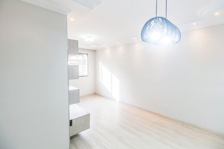 Apartamento para alugar com 64m², 3 quartos e 1 vaga Apartamento para alugar com 64m², 3 quartos e 1 vagaSala