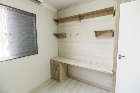 Quarto 1 de apartamento para alugar com 3 quartos, 64m² em Vila da Oportunidade, Carapicuíba