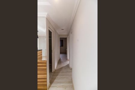 Apartamento para alugar com 64m², 3 quartos e 1 vaga Apartamento para alugar com 64m², 3 quartos e 1 vagaCorredor