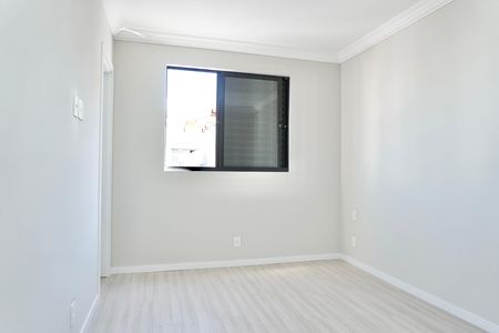 Apartamento à venda com 73m², 3 quartos e 2 vagas Apartamento à venda com 73m², 3 quartos e 2 vagasSuíte
