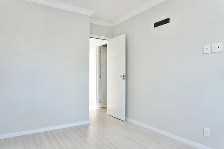Apartamento à venda com 73m², 3 quartos e 2 vagas Apartamento à venda com 73m², 3 quartos e 2 vagasSuíte