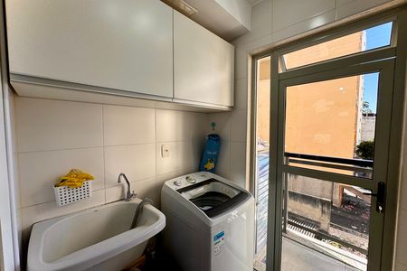 Apartamento para alugar com 64m², 2 quartos e 1 vaga