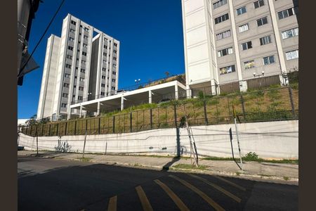 Fachada de apartamento para alugar com 2 quartos, 47m² em Engenho Nogueira, Belo Horizonte