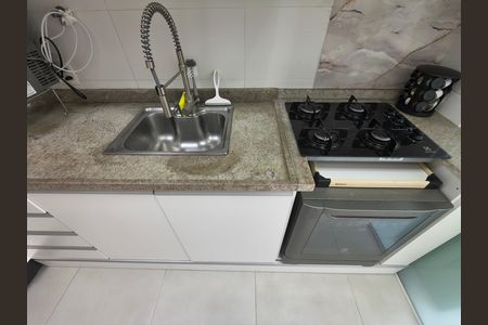 Cozinha de apartamento para alugar com 3 quartos, 99m² em Barra da Tijuca, Rio de Janeiro
