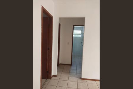 Corredor de apartamento para alugar com 2 quartos, 86m² em São Mateus, Juiz de Fora
