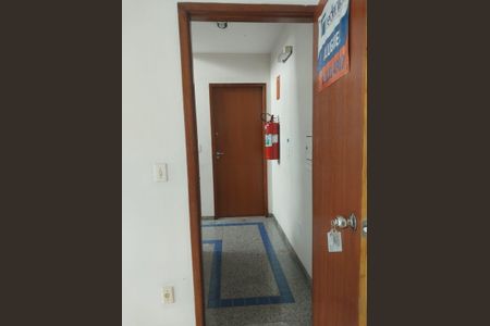 Corredor de apartamento para alugar com 2 quartos, 86m² em São Mateus, Juiz de Fora