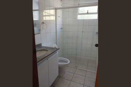 Banheiro de apartamento para alugar com 2 quartos, 86m² em São Mateus, Juiz de Fora
