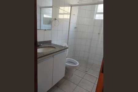 Banheiro de apartamento para alugar com 2 quartos, 86m² em São Mateus, Juiz de Fora