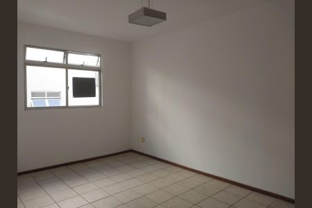 Sala de apartamento para alugar com 2 quartos, 86m² em São Mateus, Juiz de Fora