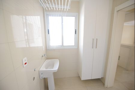 Apartamento para alugar com 103m², 3 quartos e 2 vagas Apartamento para alugar com 103m², 3 quartos e 2 vagasÁrea de Serviço