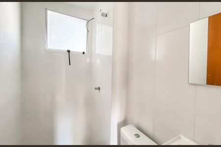 Banheiro de apartamento à venda com 2 quartos, 36m² em Jardim Olympia, São Paulo
