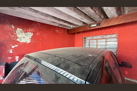 Garagem de casa à venda com 2 quartos, 125m² em Jardim Presidente Dutra, Guarulhos
