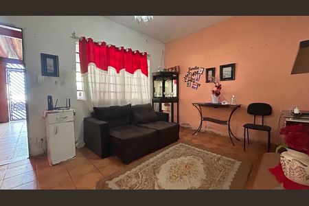 Sala de casa à venda com 2 quartos, 125m² em Jardim Presidente Dutra, Guarulhos