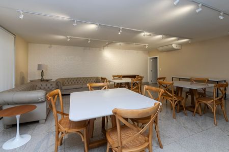 Apartamento para alugar com 120m², 3 quartos e 2 vagas Apartamento para alugar com 120m², 3 quartos e 2 vagasSalão de Festas
