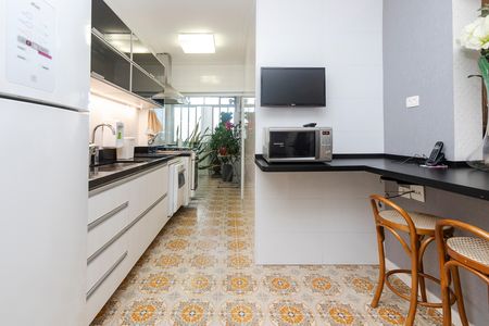 Apartamento para alugar com 120m², 3 quartos e 2 vagas Apartamento para alugar com 120m², 3 quartos e 2 vagasCozinha