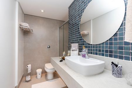Apartamento para alugar com 120m², 3 quartos e 2 vagas Apartamento para alugar com 120m², 3 quartos e 2 vagasBanheiro 2