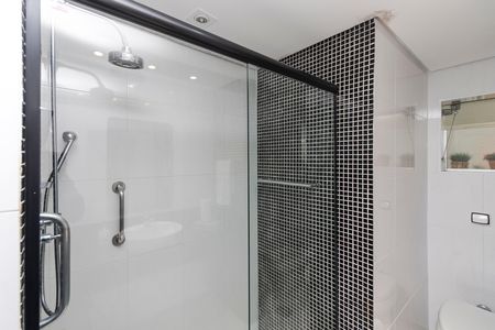 Apartamento para alugar com 120m², 3 quartos e 2 vagas Apartamento para alugar com 120m², 3 quartos e 2 vagasBanheiro 1