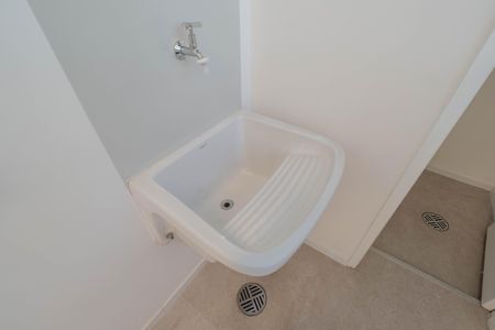 Apartamento à venda com 226m², 4 quartos e 2 vagas Apartamento à venda com 226m², 4 quartos e 2 vagasÁrea de Serviço