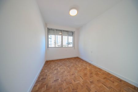 Apartamento à venda com 226m², 4 quartos e 2 vagas Apartamento à venda com 226m², 4 quartos e 2 vagasQuarto 2