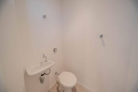 Apartamento à venda com 226m², 4 quartos e 2 vagas Apartamento à venda com 226m², 4 quartos e 2 vagasBanheiro de serviço