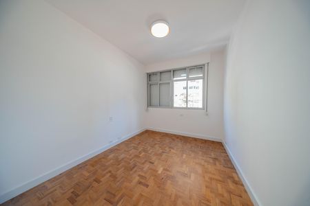 Apartamento à venda com 226m², 4 quartos e 2 vagas Apartamento à venda com 226m², 4 quartos e 2 vagasQuarto 1