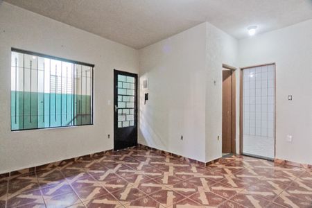 Casa para alugar com 1 quarto, 50m² em Jardim Santa Lucrecia, São Paulo