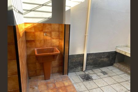 Casa para alugar com 60m², 2 quartos e sem vaga Casa para alugar com 60m², 2 quartos e sem vagaÁrea de serviço