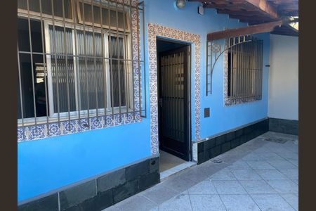 Casa para alugar com 60m², 2 quartos e sem vaga Casa para alugar com 60m², 2 quartos e sem vagaFachada