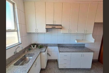 Apartamento à venda com 130m², 3 quartos e 2 vagas Apartamento à venda com 130m², 3 quartos e 2 vagasFoto 16