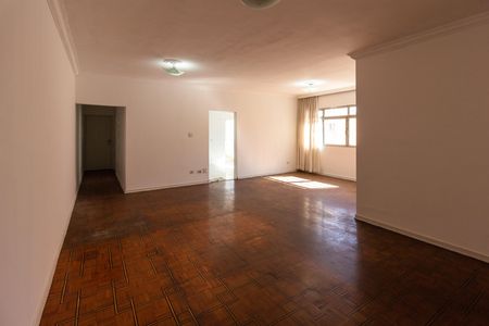 Apartamento para alugar com 140m², 3 quartos e sem vagaSala