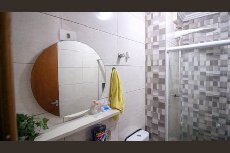 Banheiro social  de apartamento para alugar com 1 quarto, 39m² em Vila Carrão, São Paulo