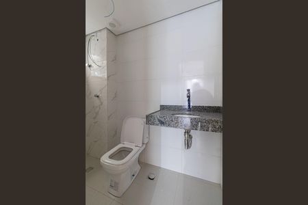 Banheiro de apartamento à venda com 2 quartos, 42m² em Vila Santana, São Paulo