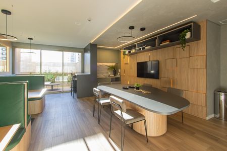 Apartamento à venda com 142m², 3 quartos e 2 vagas Apartamento à venda com 142m², 3 quartos e 2 vagasCoworking