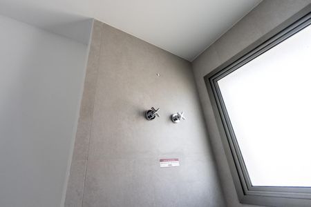Apartamento à venda com 142m², 3 quartos e 2 vagas Apartamento à venda com 142m², 3 quartos e 2 vagasQuarto 3 - Banheiro da Suite