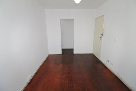 Apartamento para alugar com 83m², 2 quartos e 1 vagaSala
